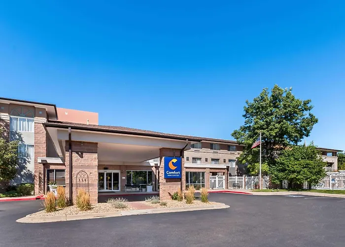 Comfort Inn & Suites Boulder