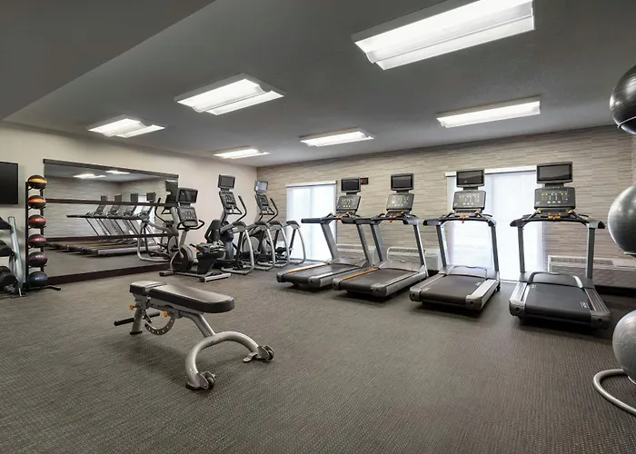 Courtyard By Marriott Boulder
